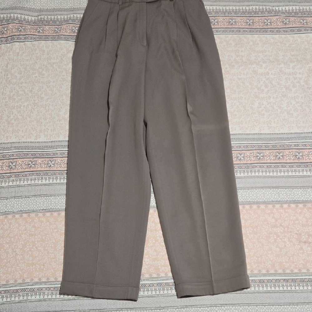 Valerie Stevens Women's Taupe Dress Pants